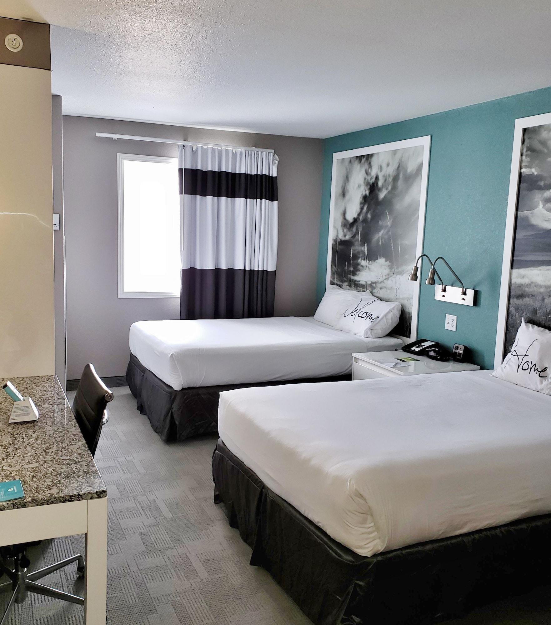 Home Inn Medicine Hat Bagian luar foto