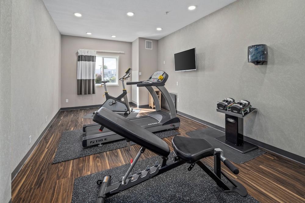 Home Inn Medicine Hat Bagian luar foto