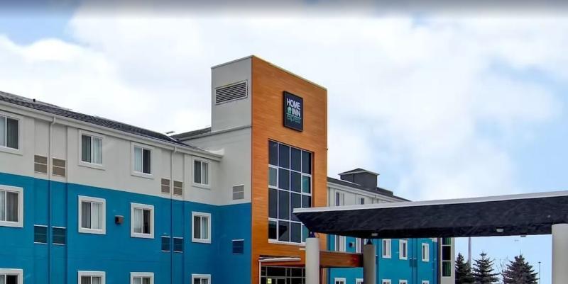 Home Inn Medicine Hat Bagian luar foto